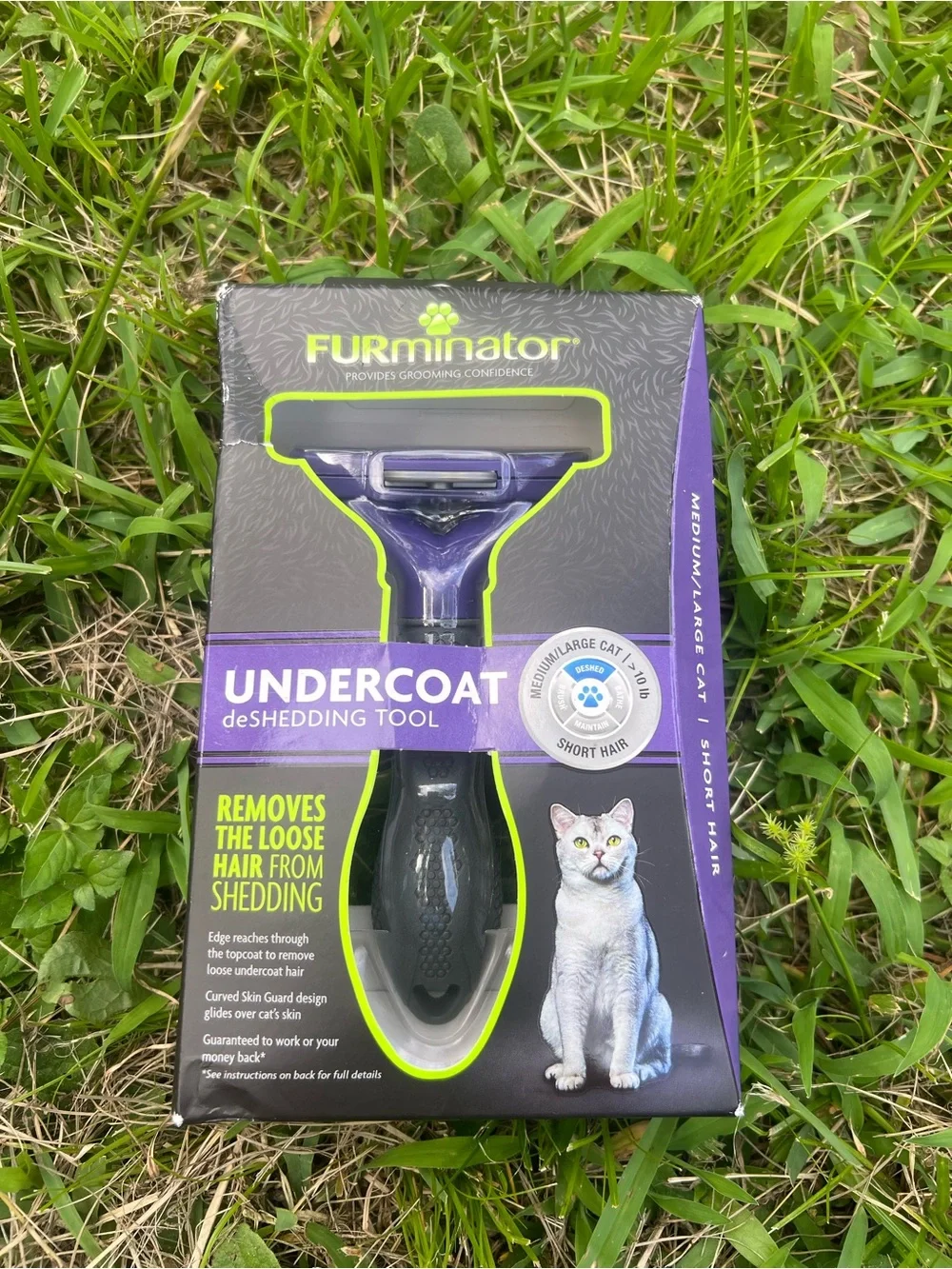 FURminator Undercoat deShedding Tool Medium/Large Cat Short Hair New in Box